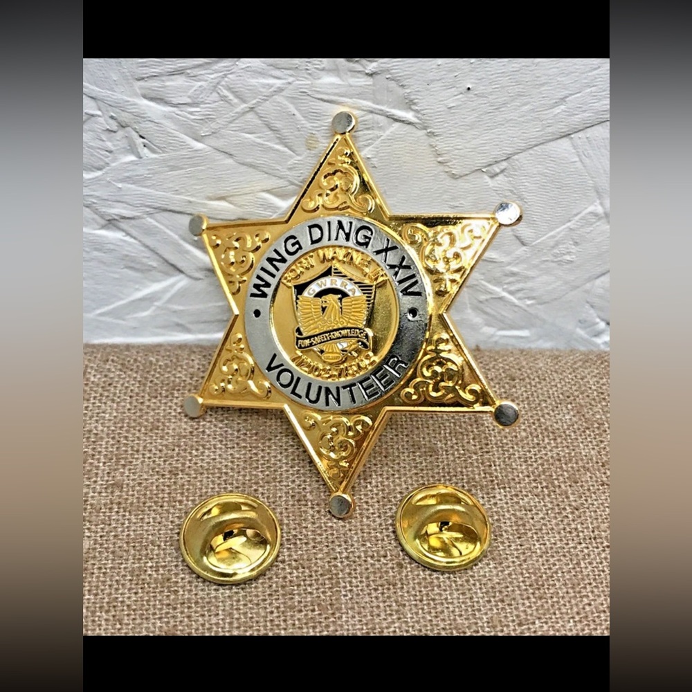 2002 GWRRA Wing Ding XXIV Volunteer Commemorative Lapel Pin Gold Wing Motorcycle